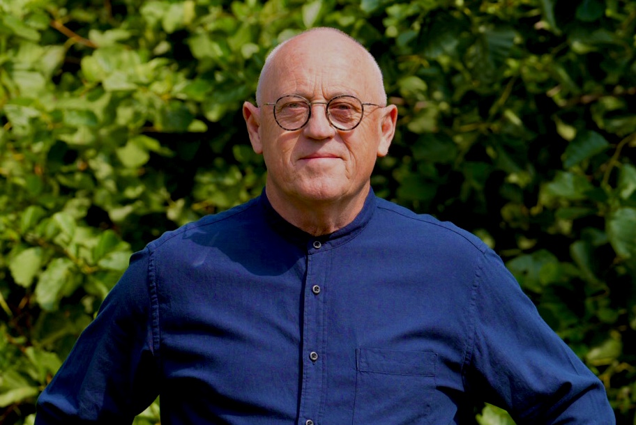 Edgar Peter Chatupa EC-Consulting